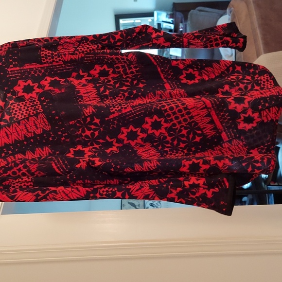 Hannah asymmetrical long sleeve sweater w/zipper black/red 2x - Picture 6 of 7